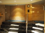 Jacuzzi-and-pool-in-Kempinski-Hotel-and-Residence-in-Jakarta